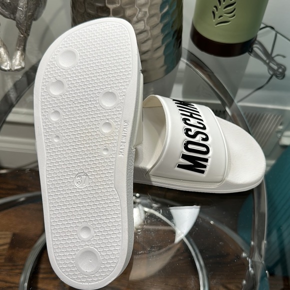 Moschino womens logo slides - Picture 5 of 5